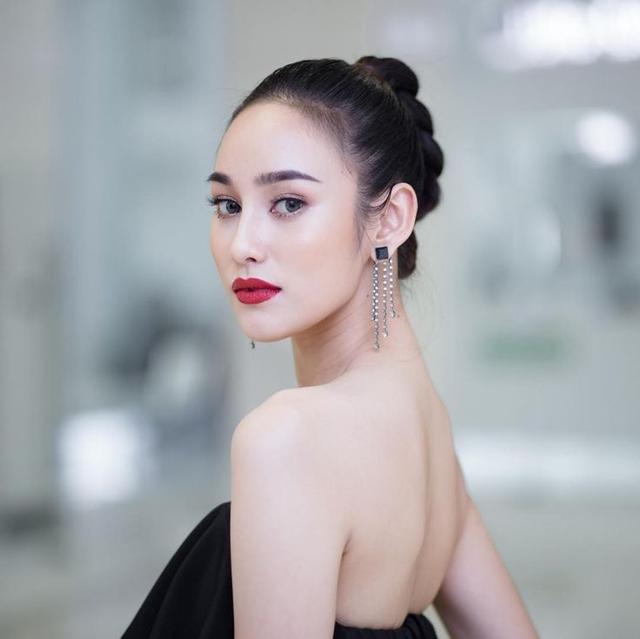 นาว ทิสานาฏ